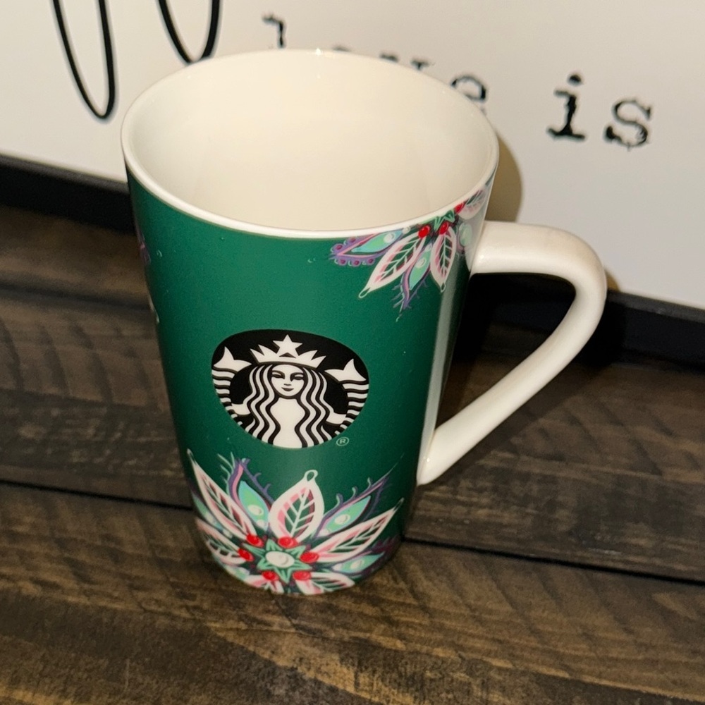 2020 Starbucks Coffee Co. Tall 12oz. Green Floral Coffee Mug Cup (Christmas) - Picture 2 of 12